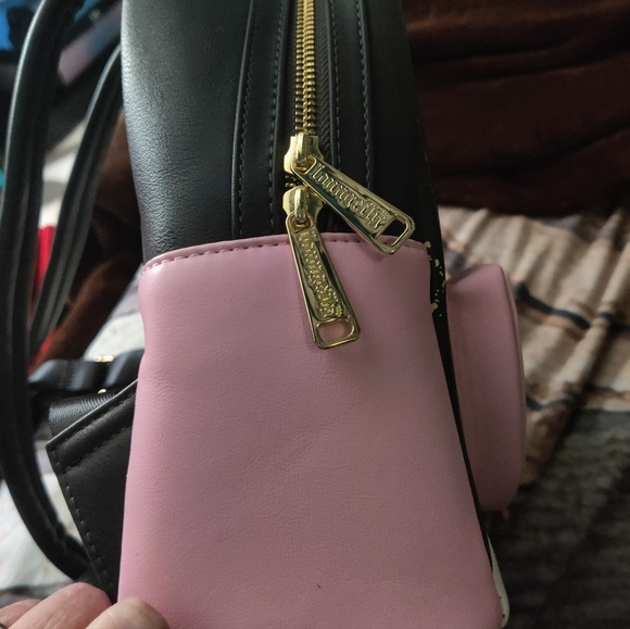 No tags mint condition Vintage Alice in Wonderland Loungefly - Picture 4 of 5